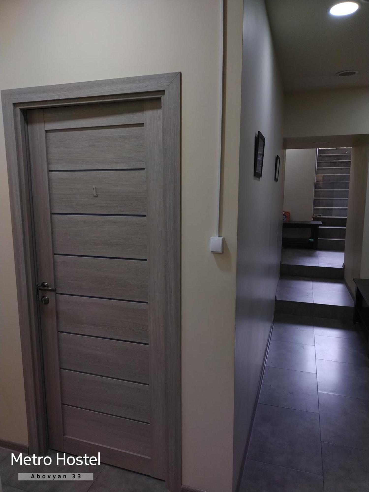 Metro Hostel Erywań Zewnętrze zdjęcie