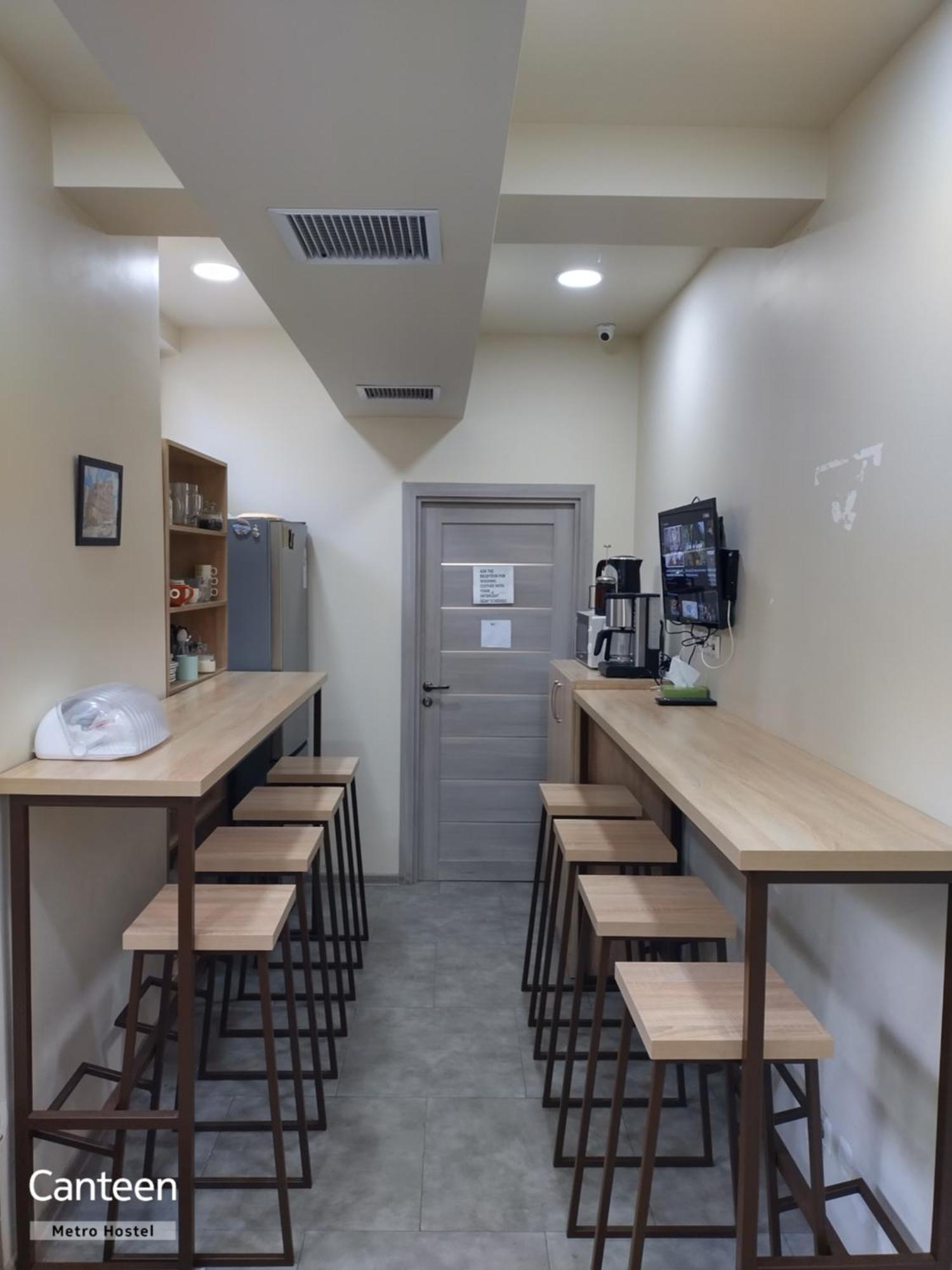 Metro Hostel Erywań Zewnętrze zdjęcie