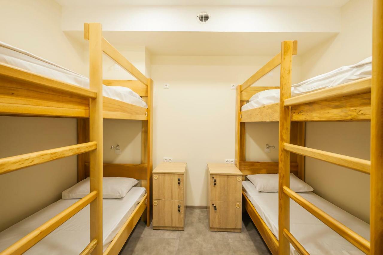 Metro Hostel Erywań Zewnętrze zdjęcie