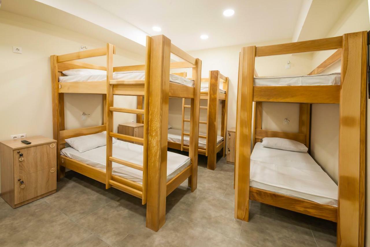 Metro Hostel Erywań Zewnętrze zdjęcie