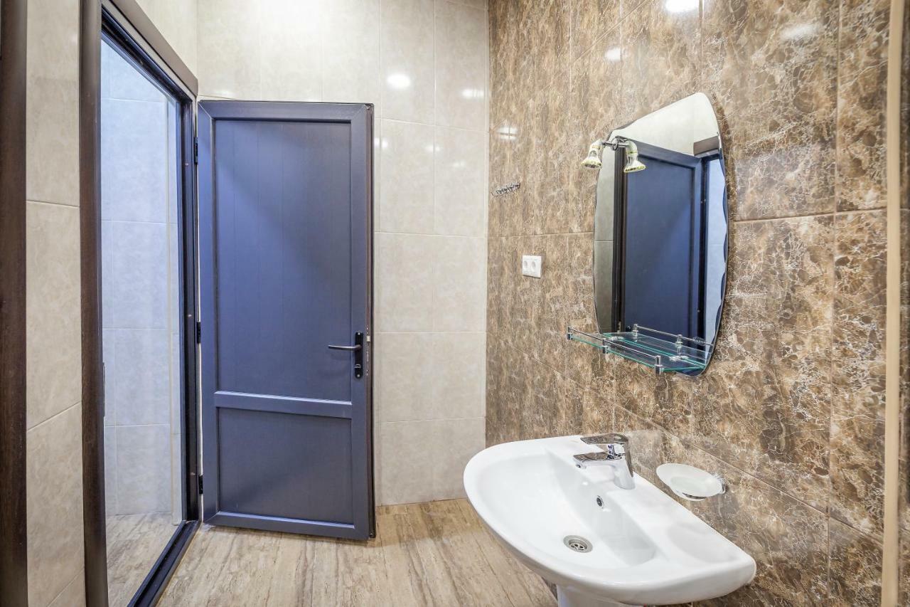 Metro Hostel Erywań Zewnętrze zdjęcie