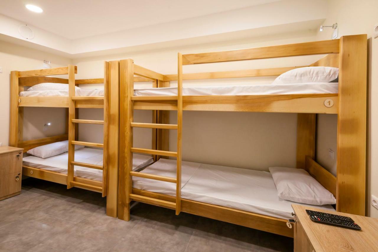 Metro Hostel Erywań Zewnętrze zdjęcie